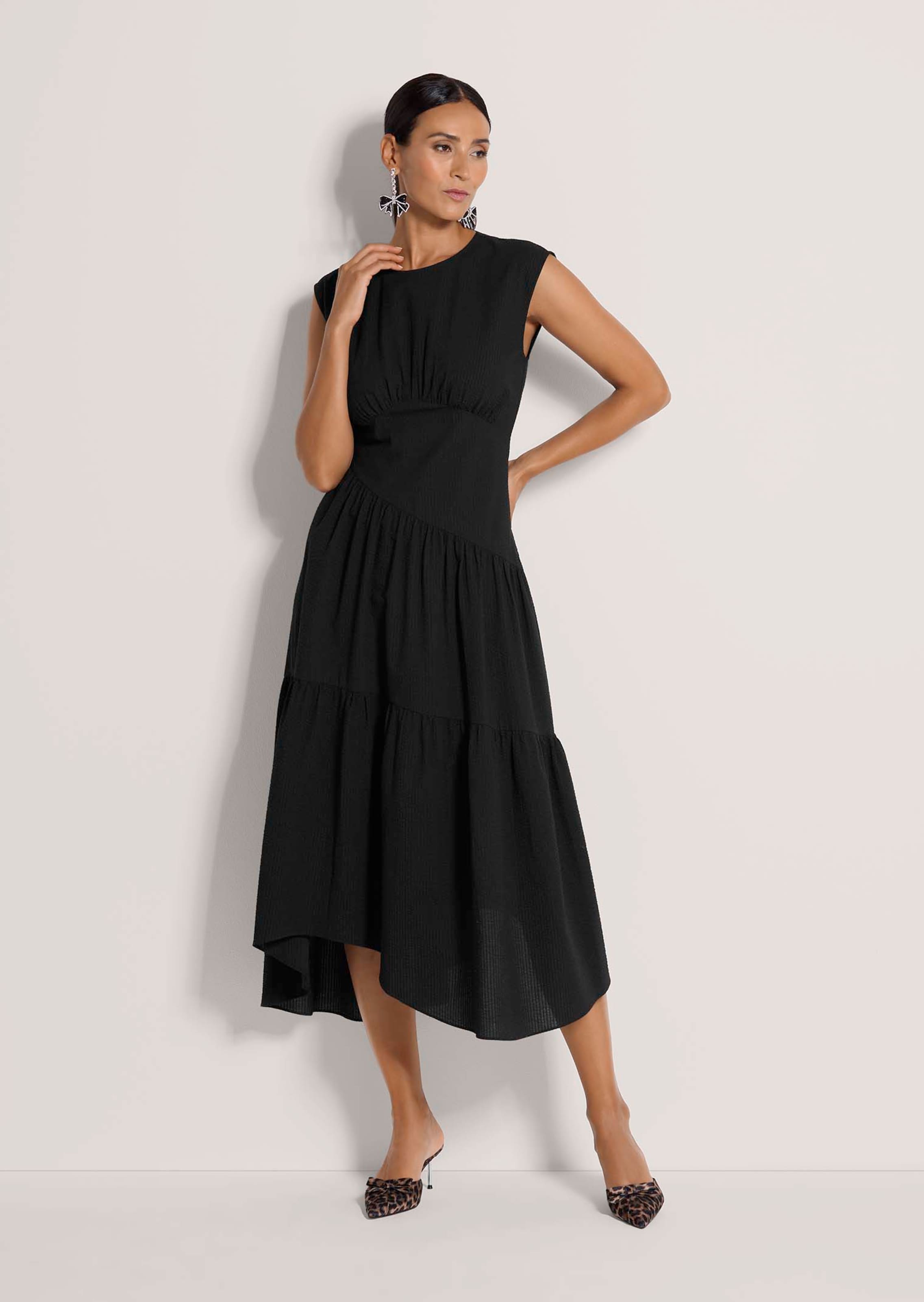 Cotton dress with tiered skirt