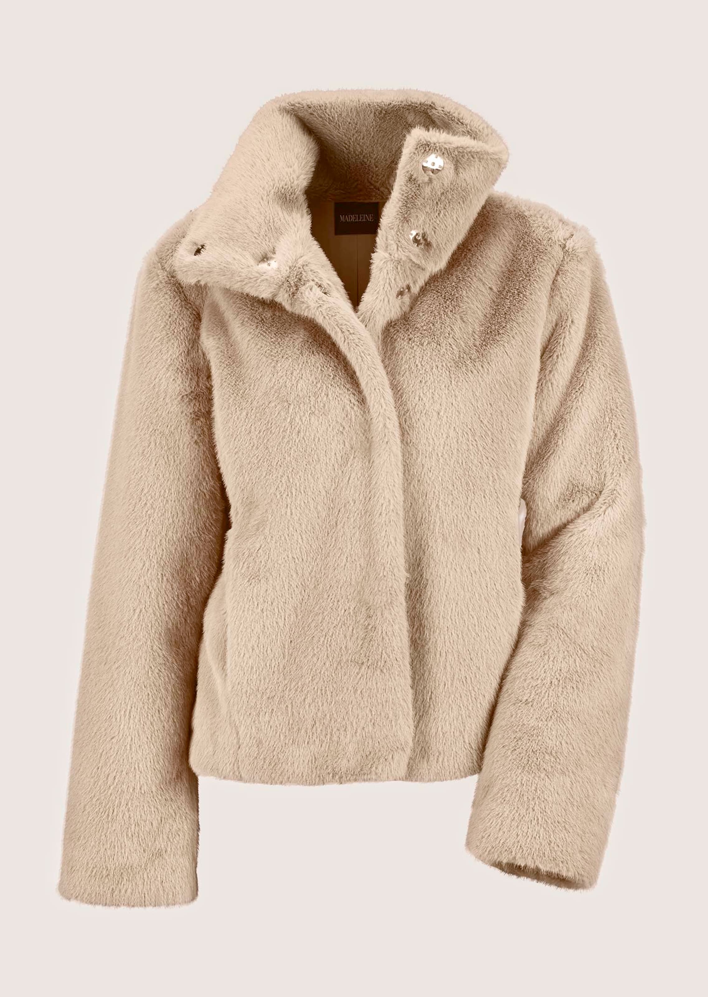 Modische Kurzjacke aus Webpelz