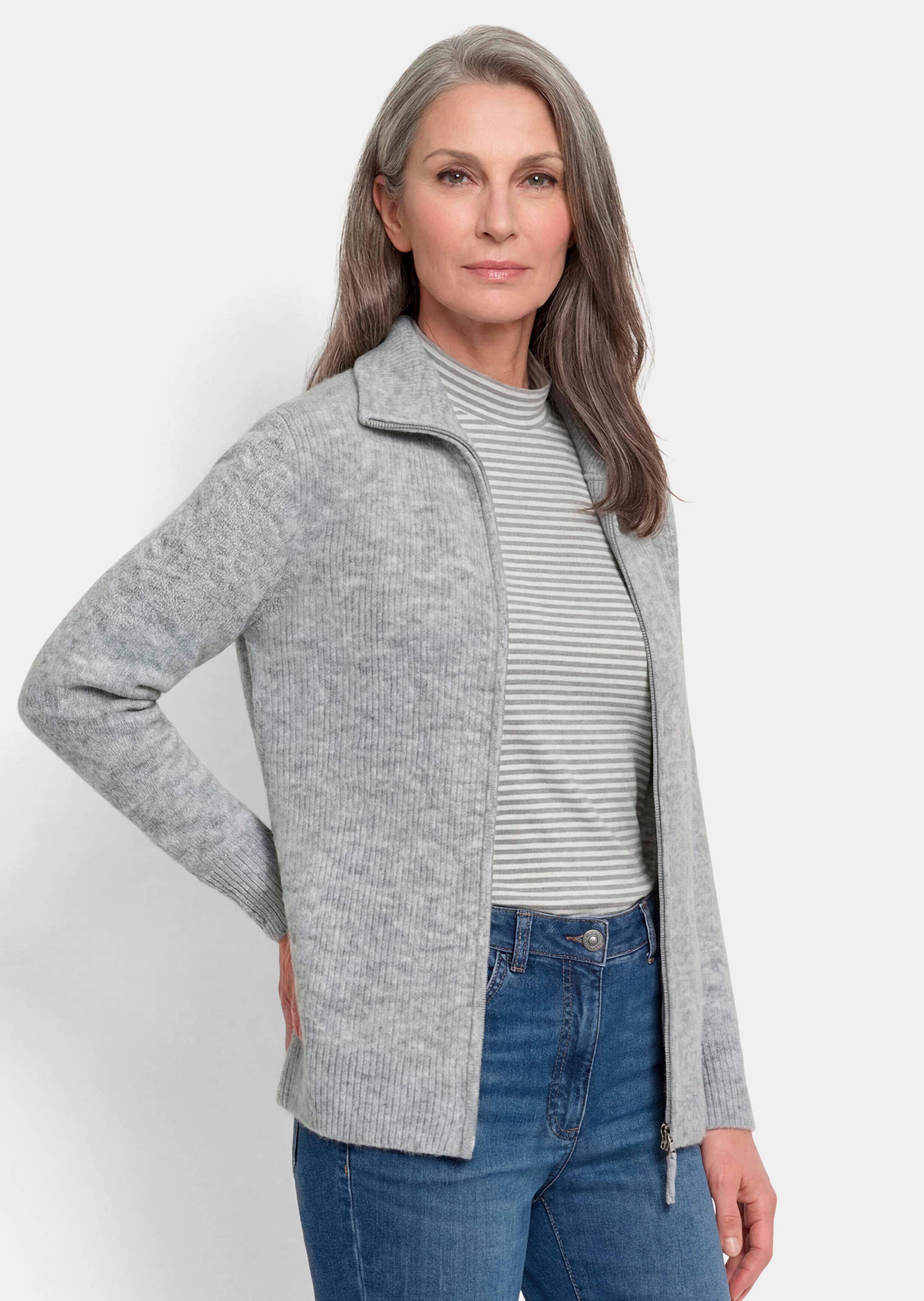 Strickjacke in Rippenstruktur mit Reißverschluss