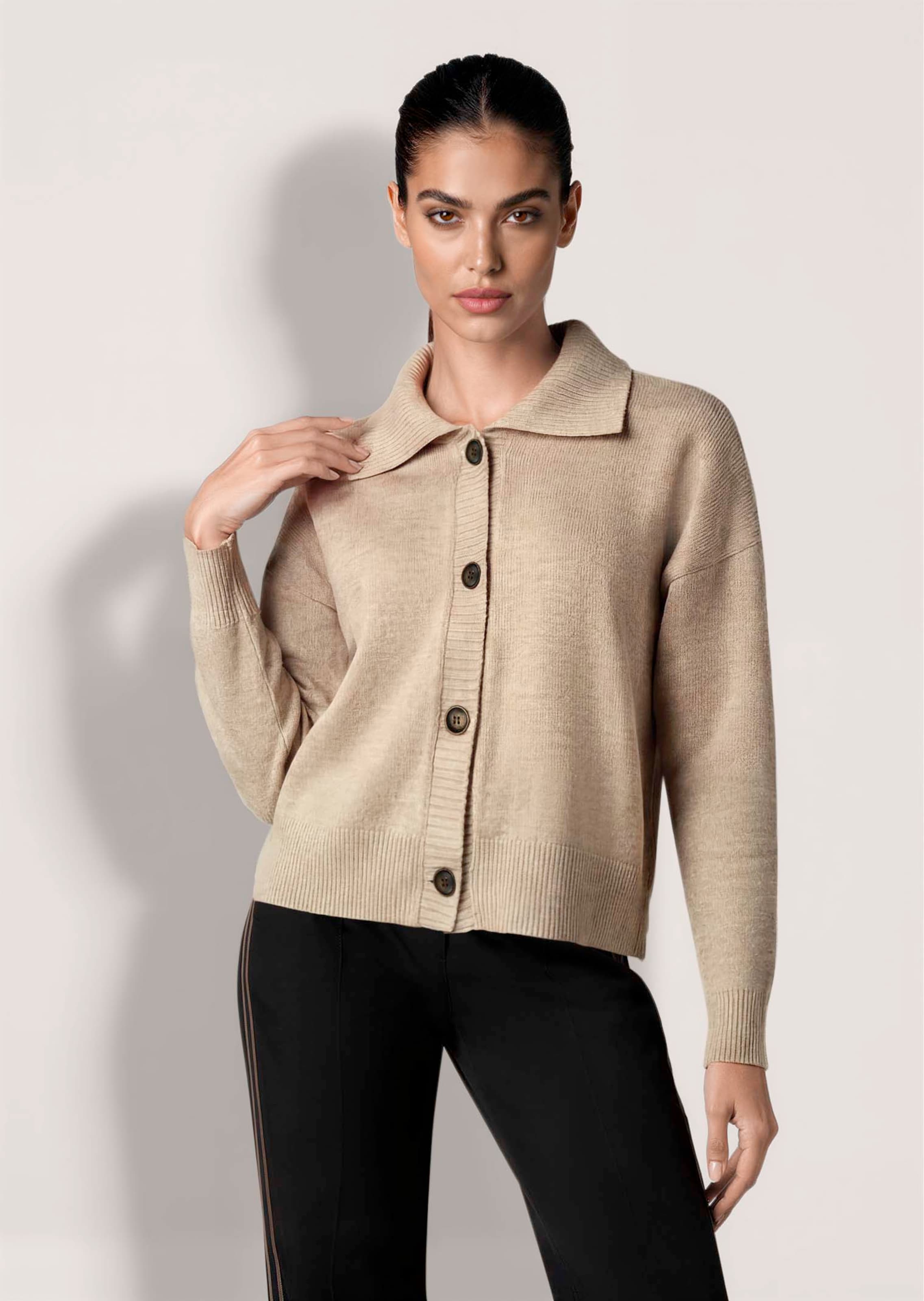 Strickjacke mit Polokragen