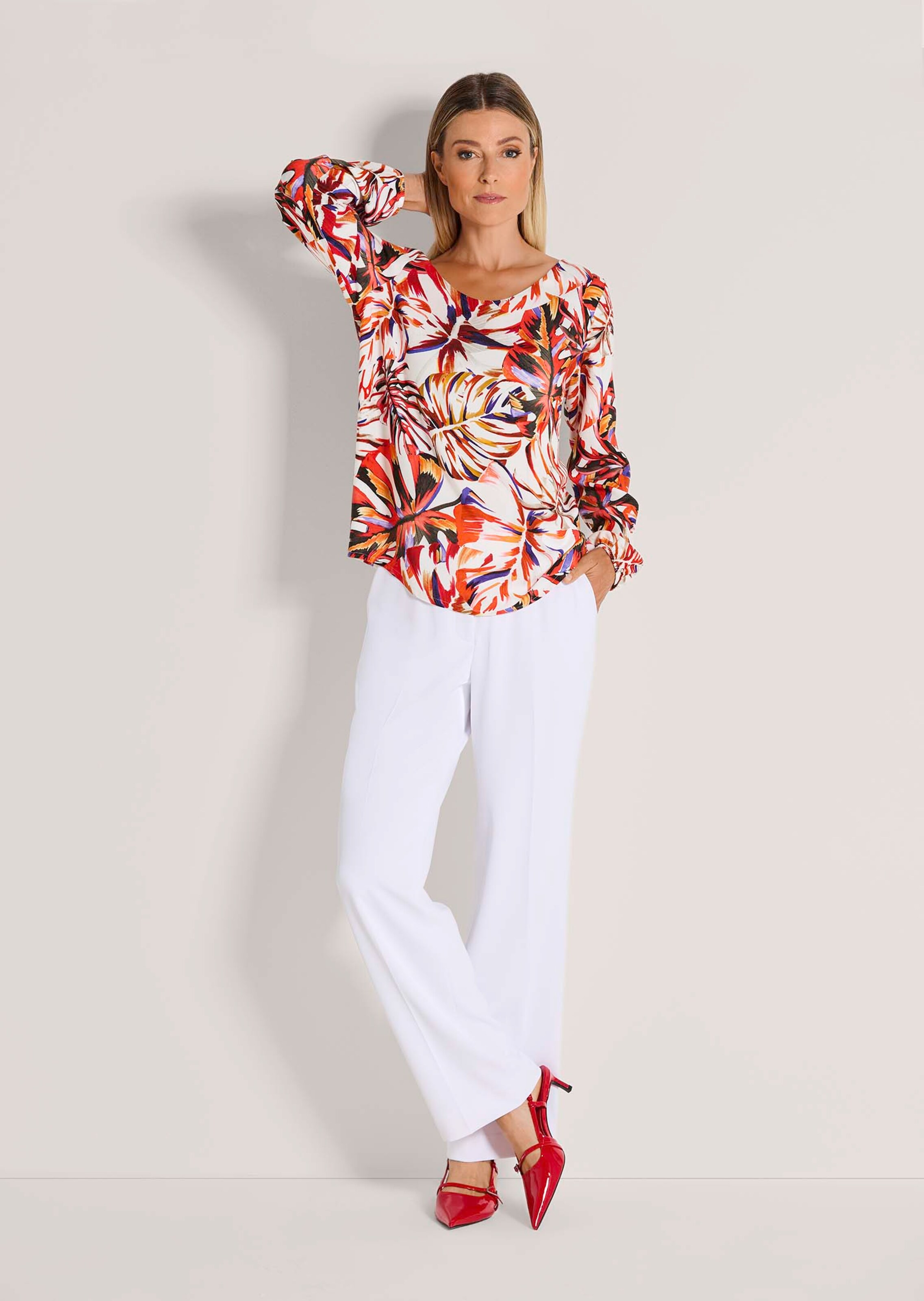 Blouse met bladerprint thumbnail 2