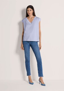 Sleeveless top with a wide ribbed trim thumbnail 3