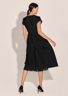 Robe thumbnail 4