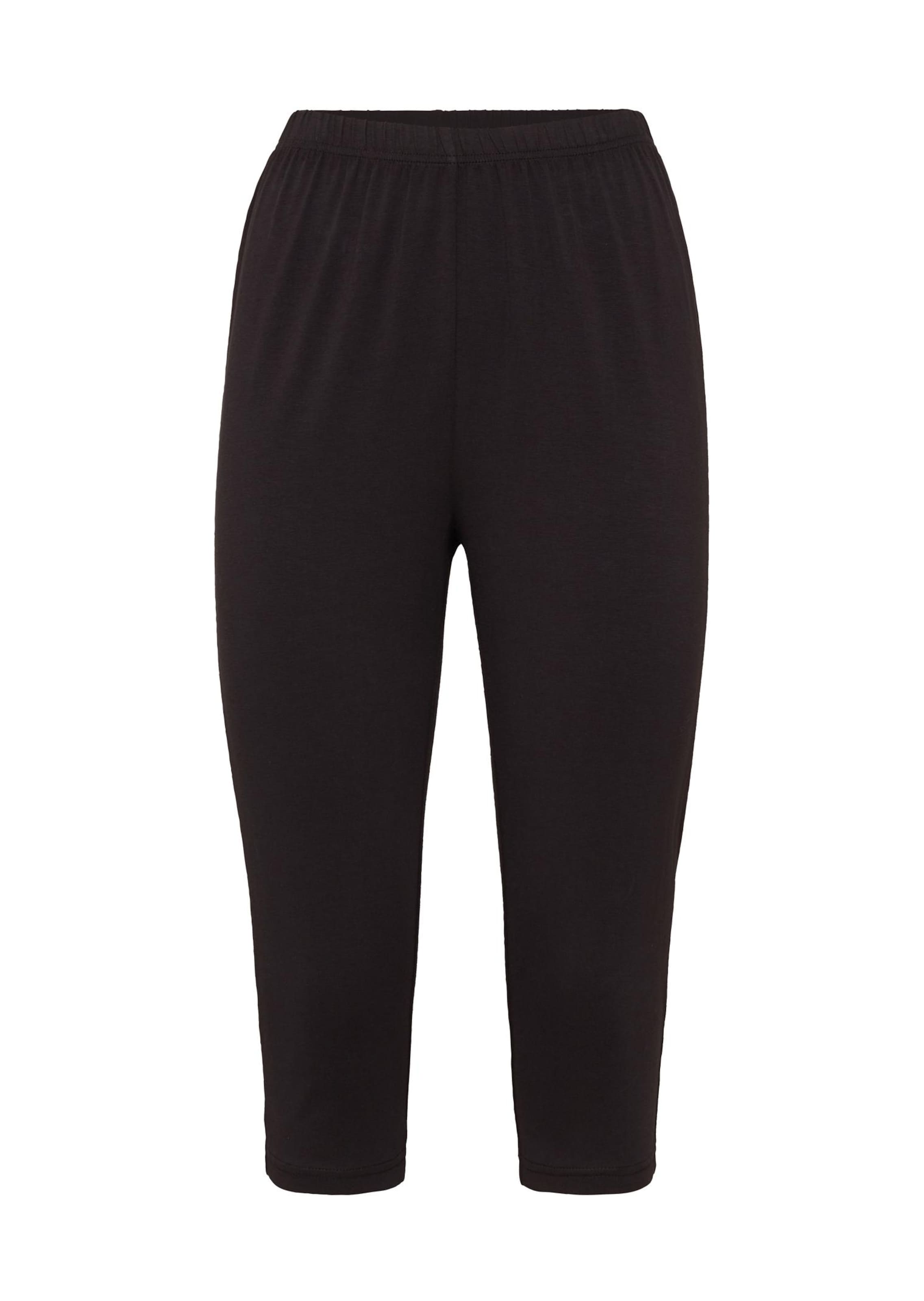 Mukavat caprileggingsit