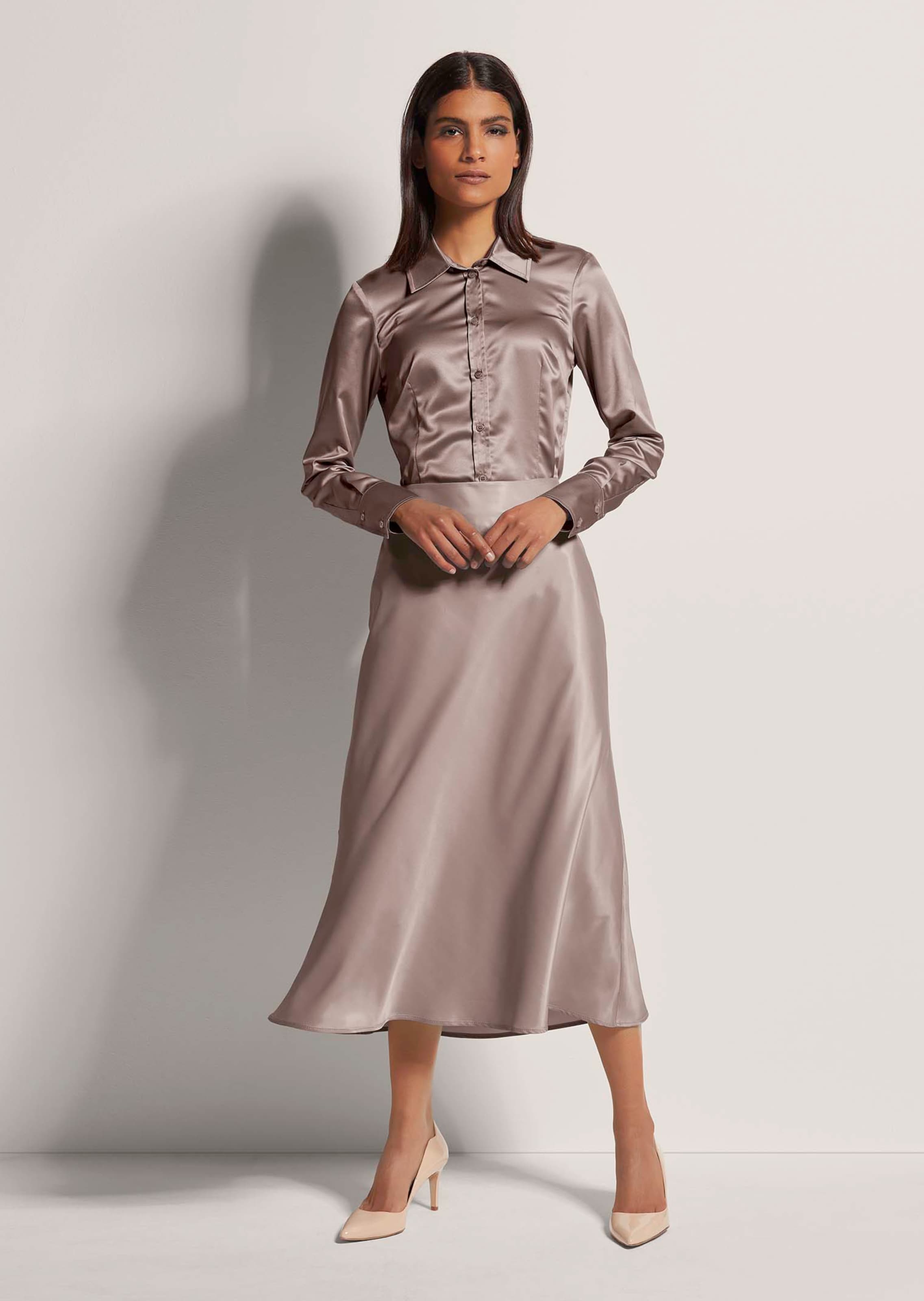 Elegant satin midi skirt thumbnail 3
