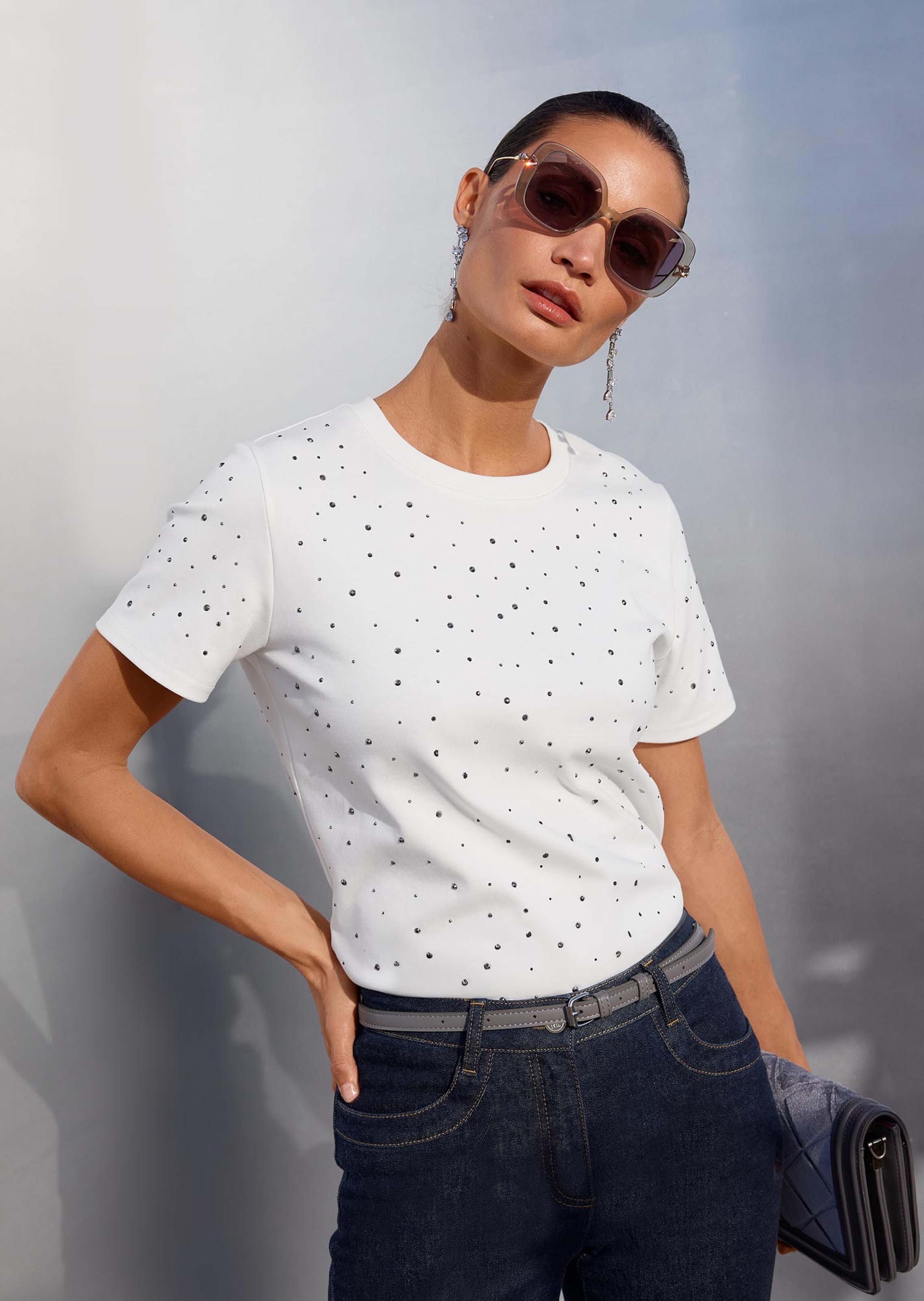 T-shirt orné de strass