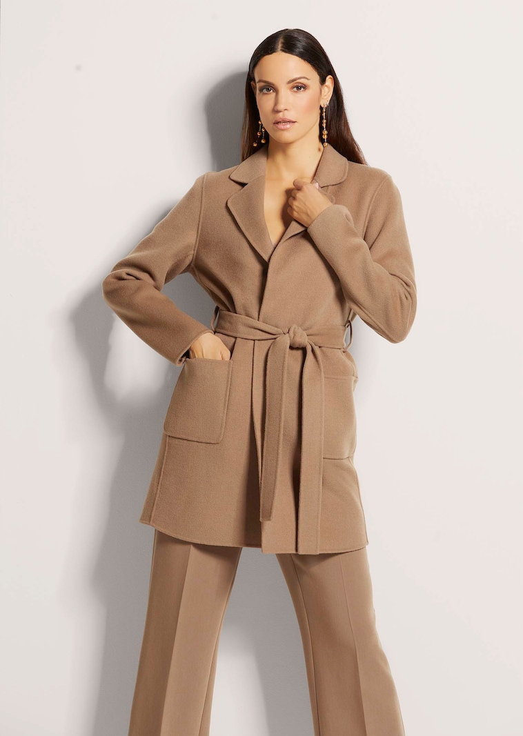 Double-faced coat in pure wool