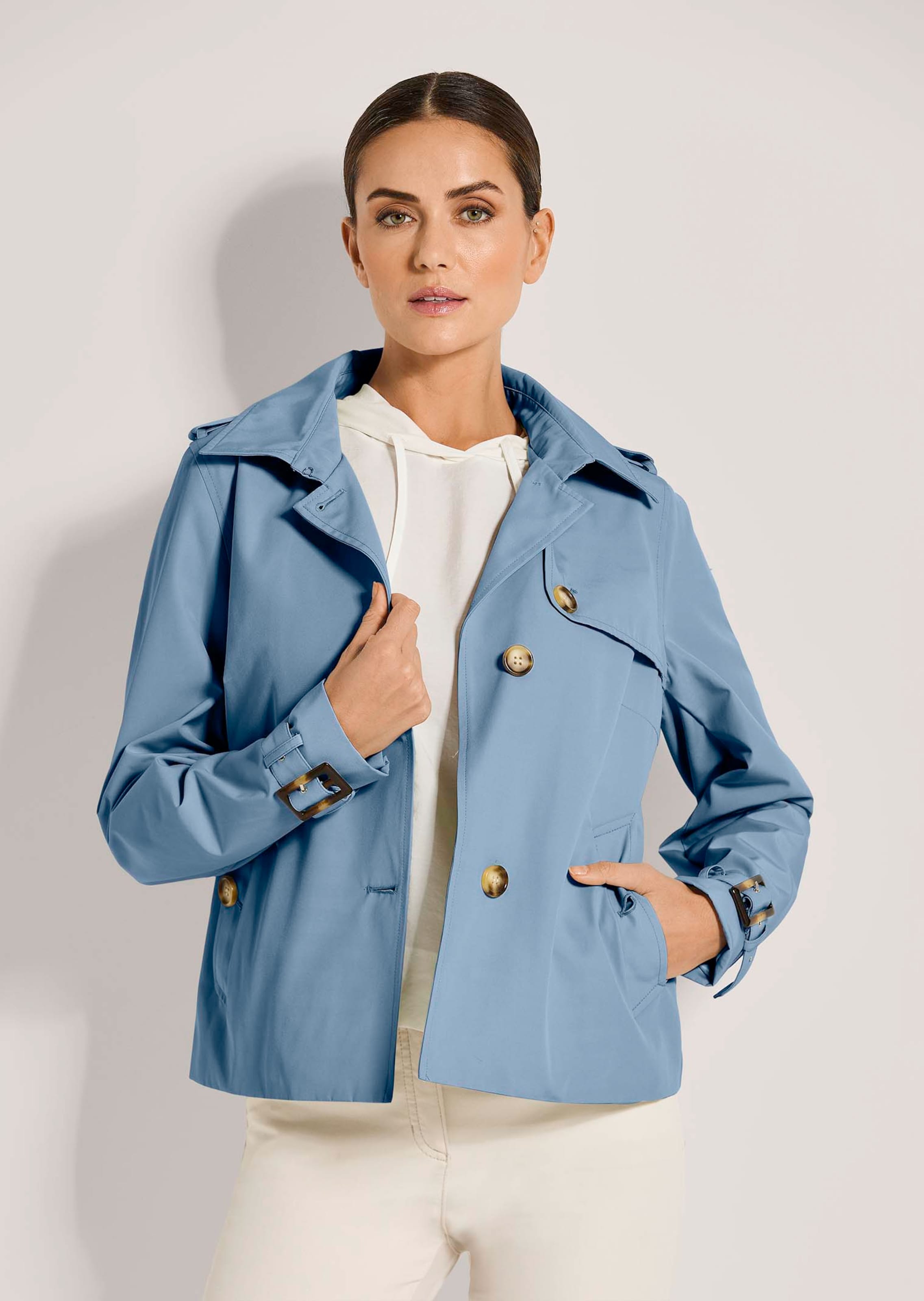 Short trench-style jacket