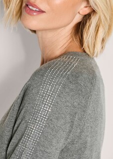 Pull orné de strass thumbnail 6