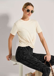T-shirt thumbnail 5