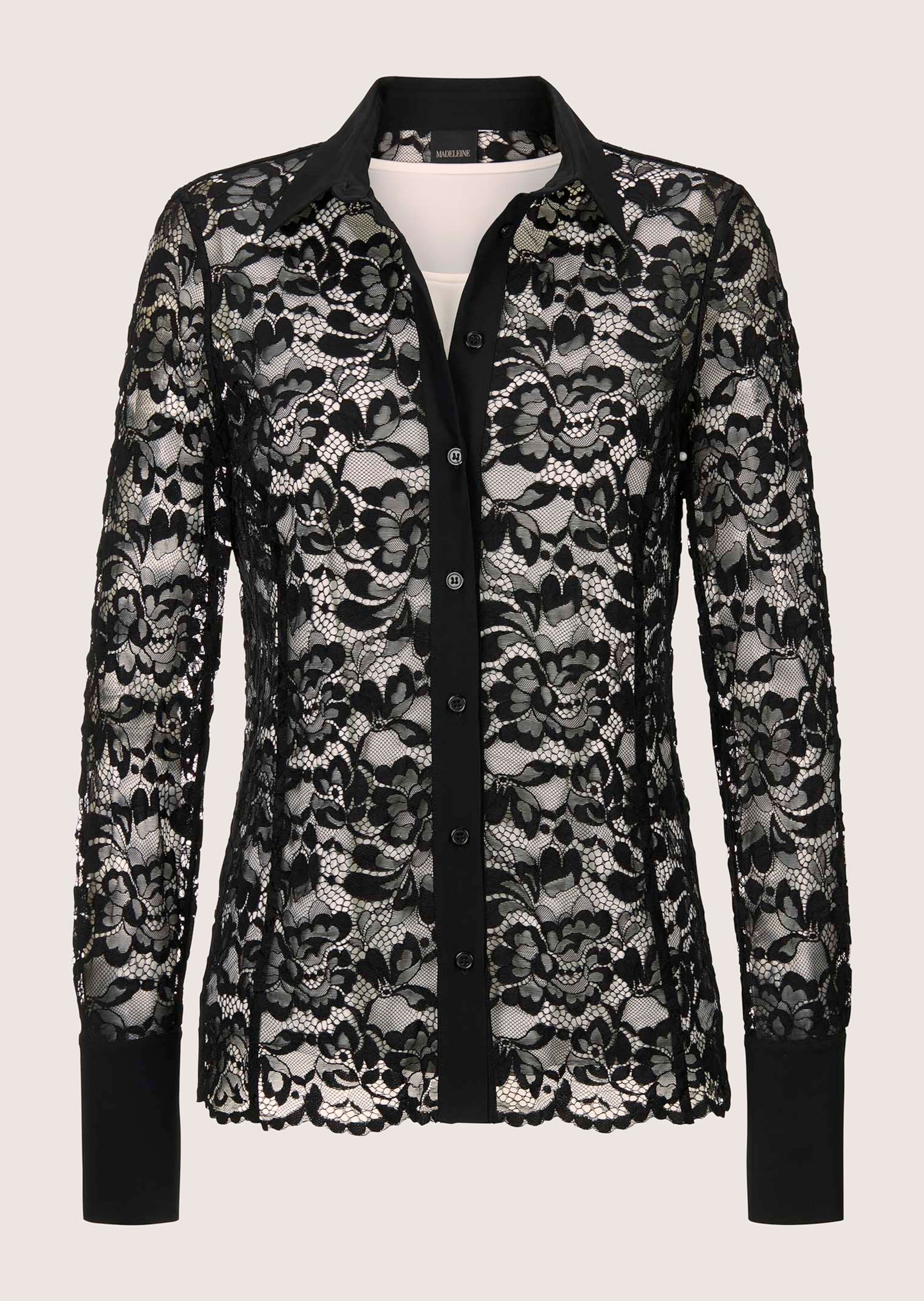 Blouse set with lace
