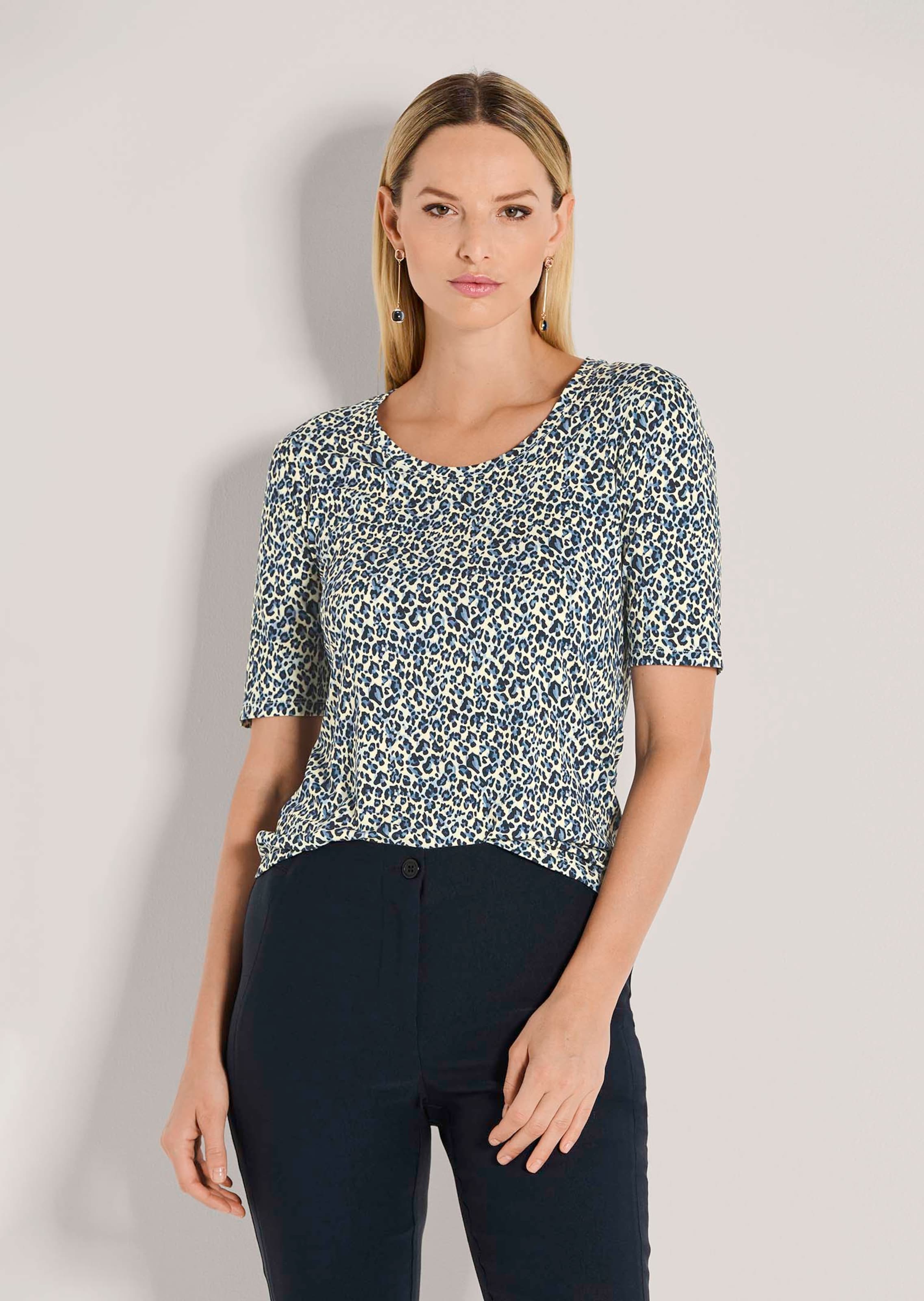 Rundhals-Shirt mit Animalprint