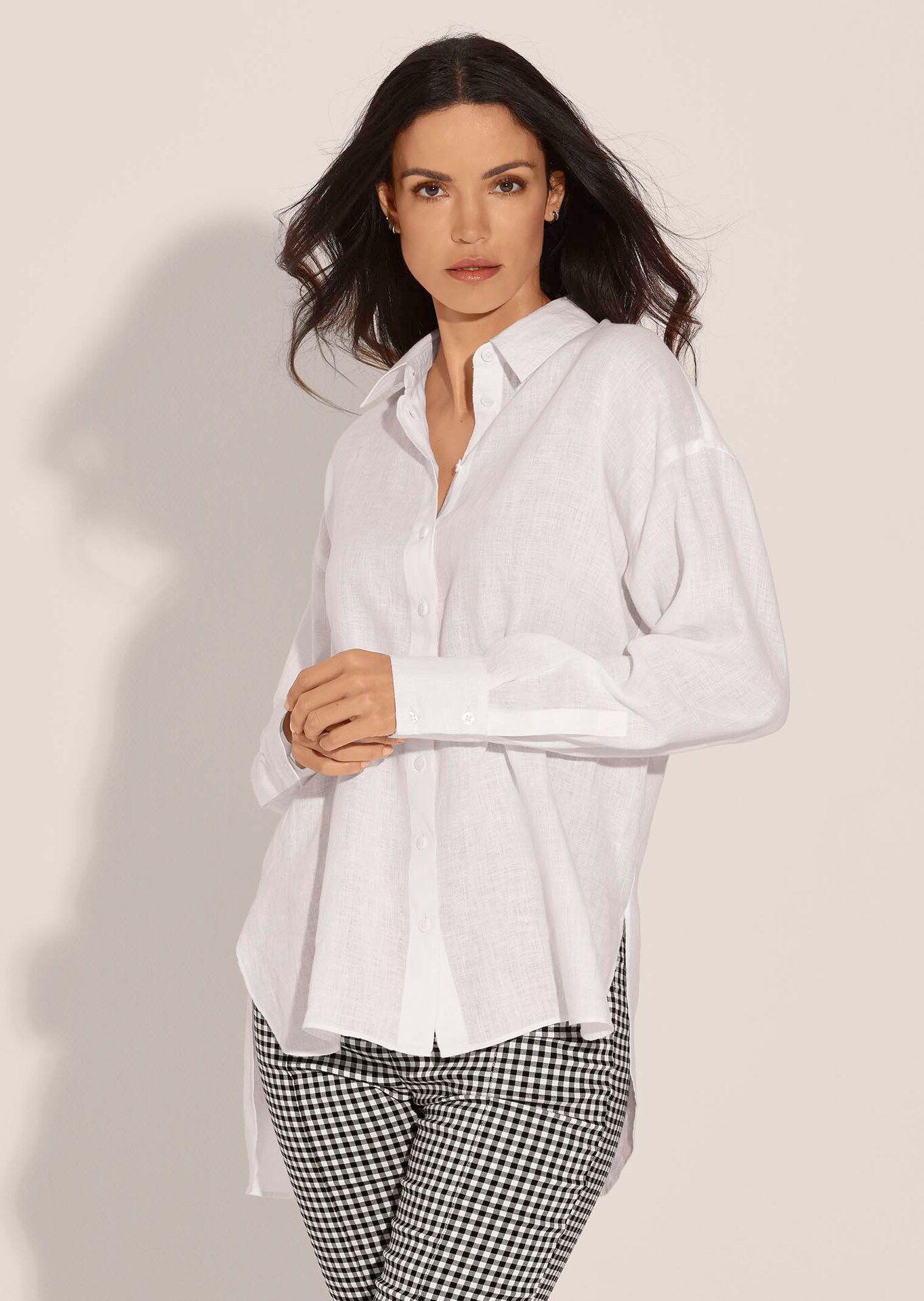 Leinenhemd im Oversize-Look