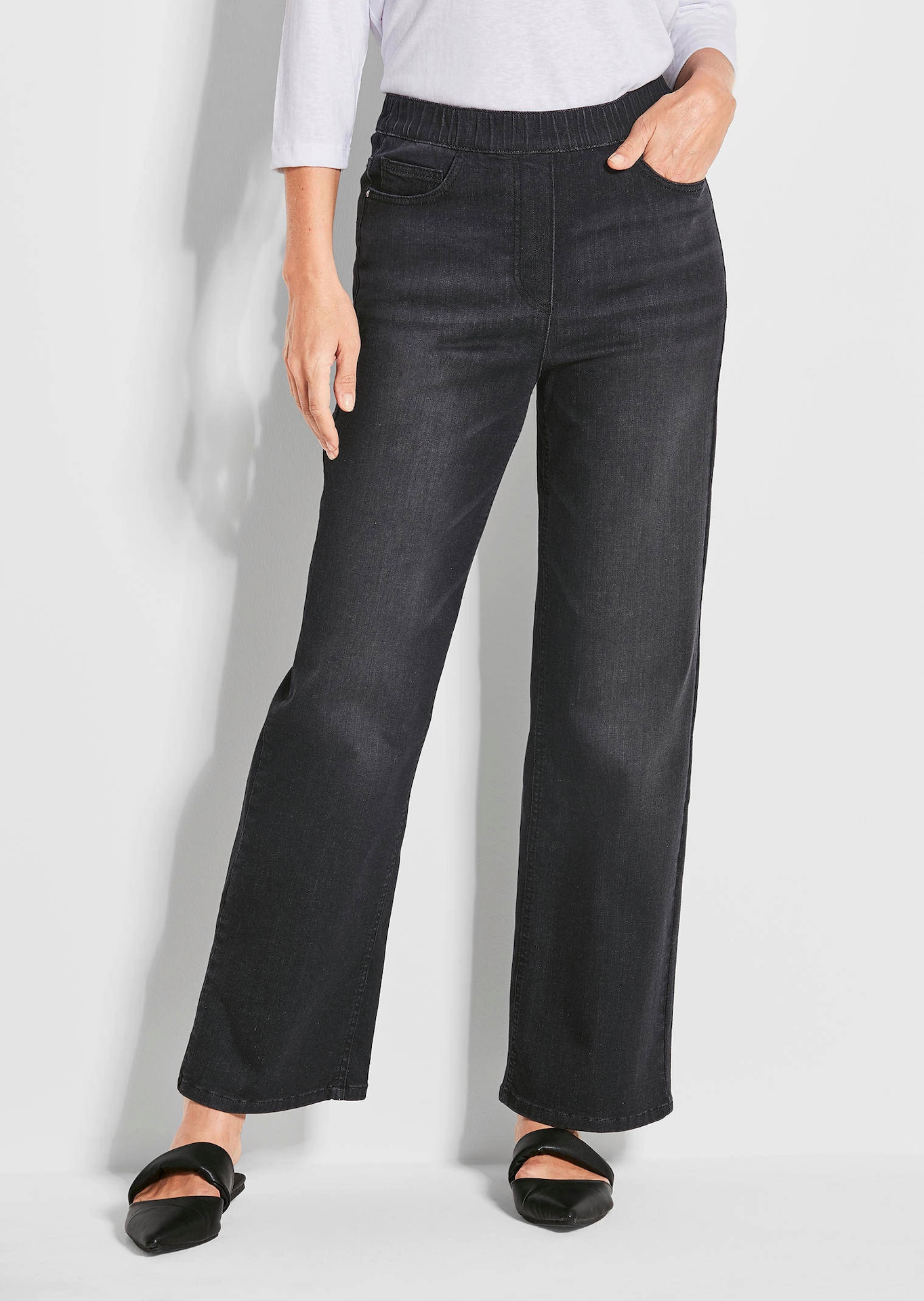 Jeans VERA met elastische tailleband en wijde pijpen