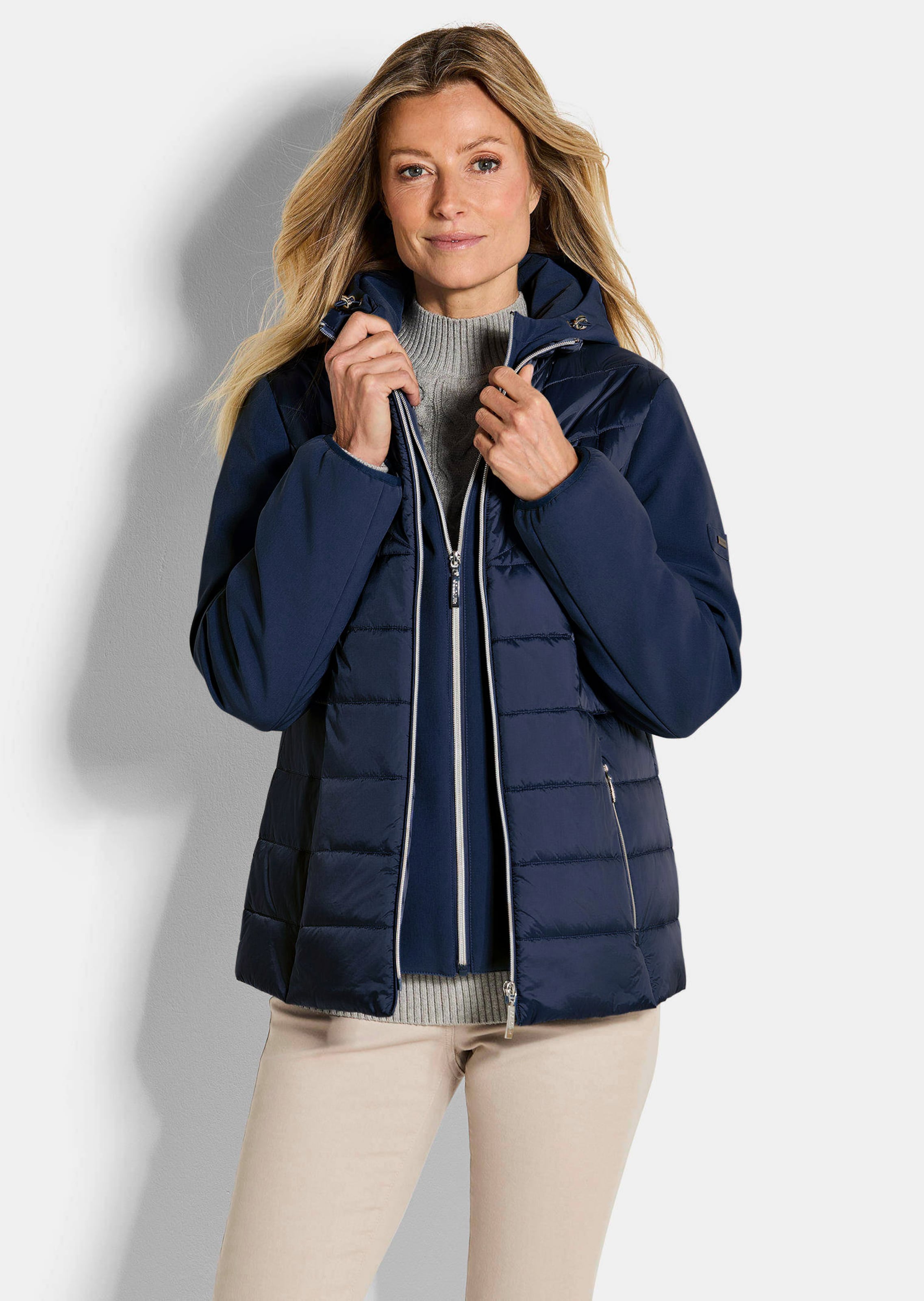 Steppjacke mit Ärmeln aus Softshell