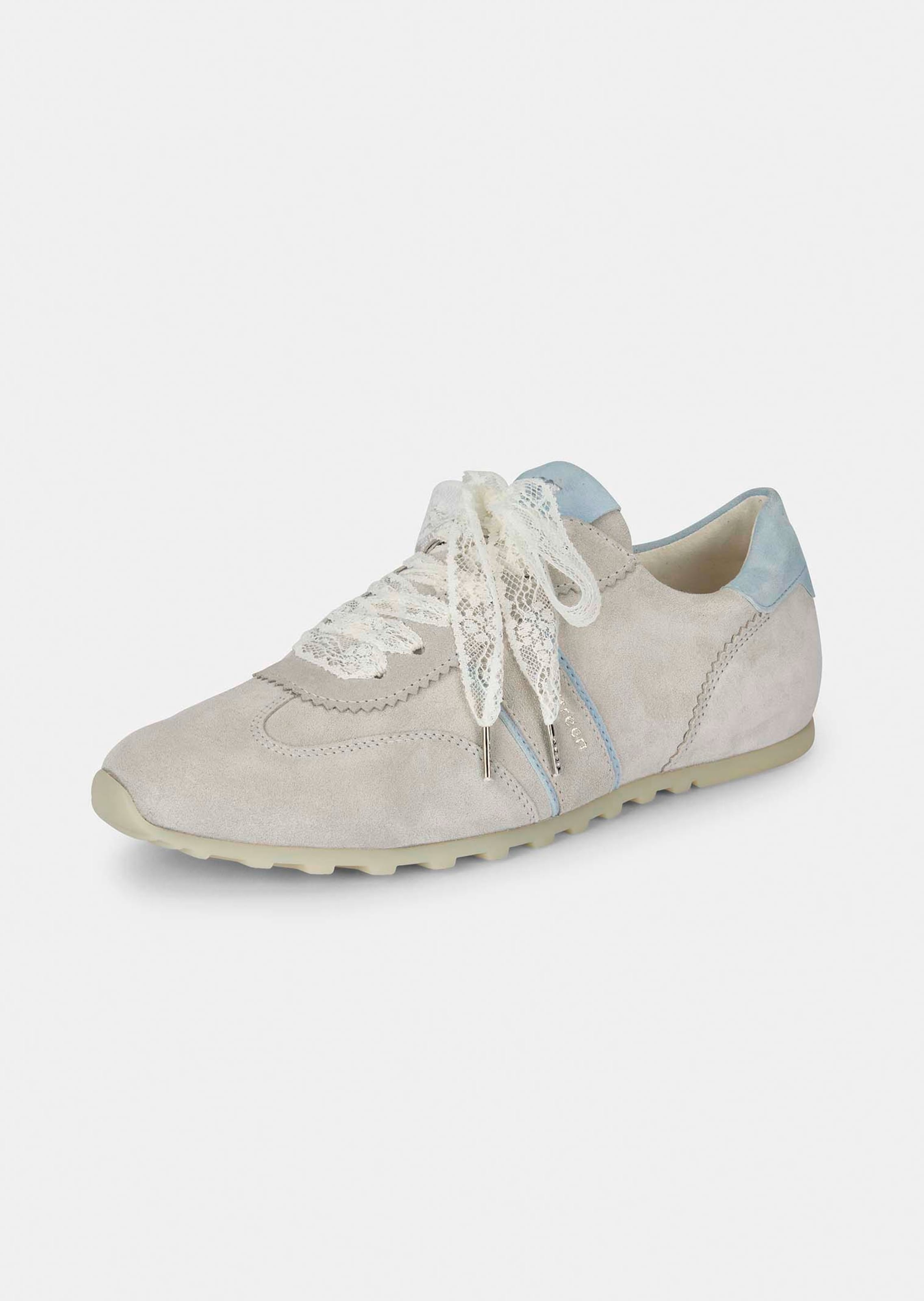 Sneaker aus Veloursleder mit breiten Schnürsenkeln
