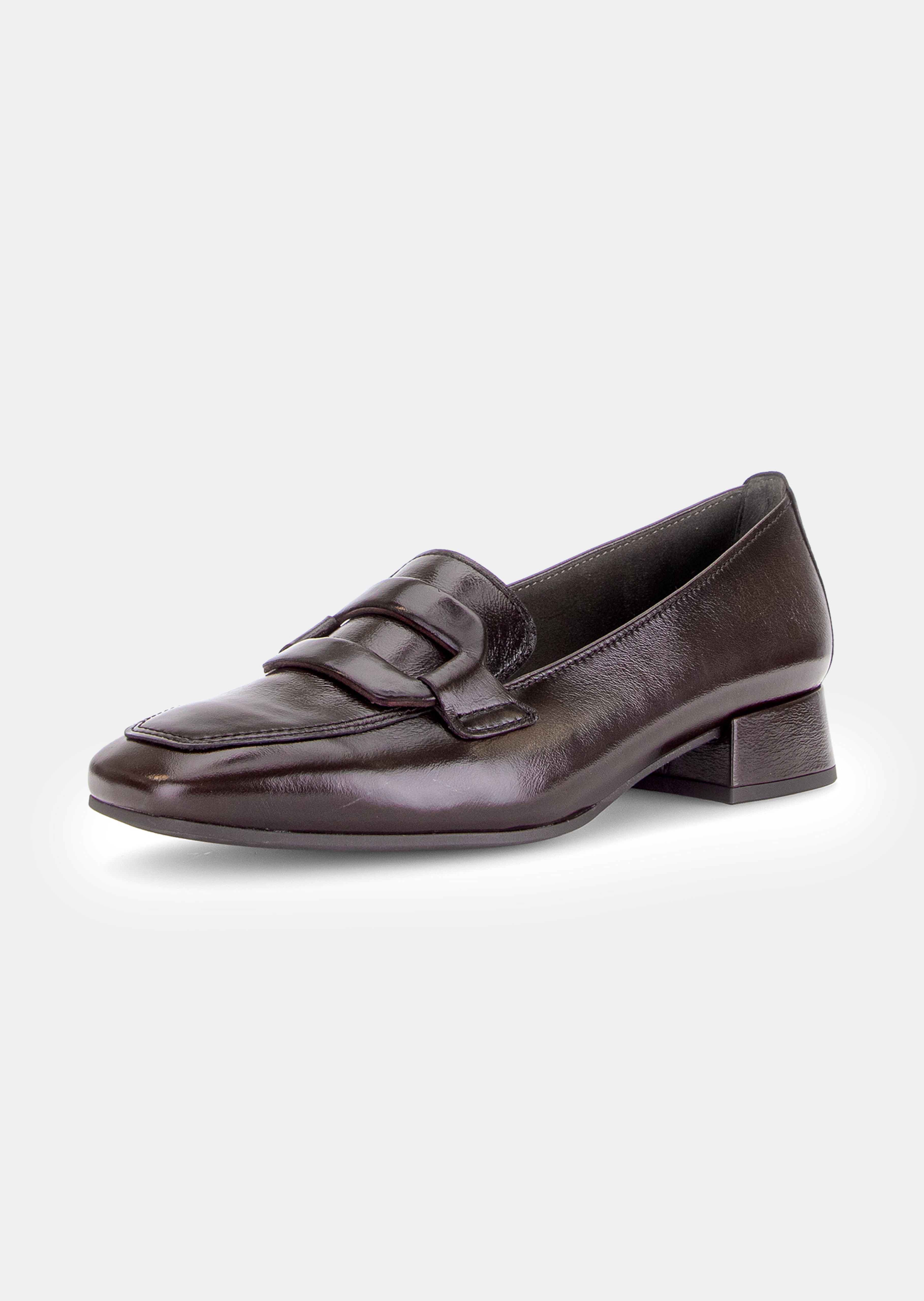 Mocassins en cuir brillant