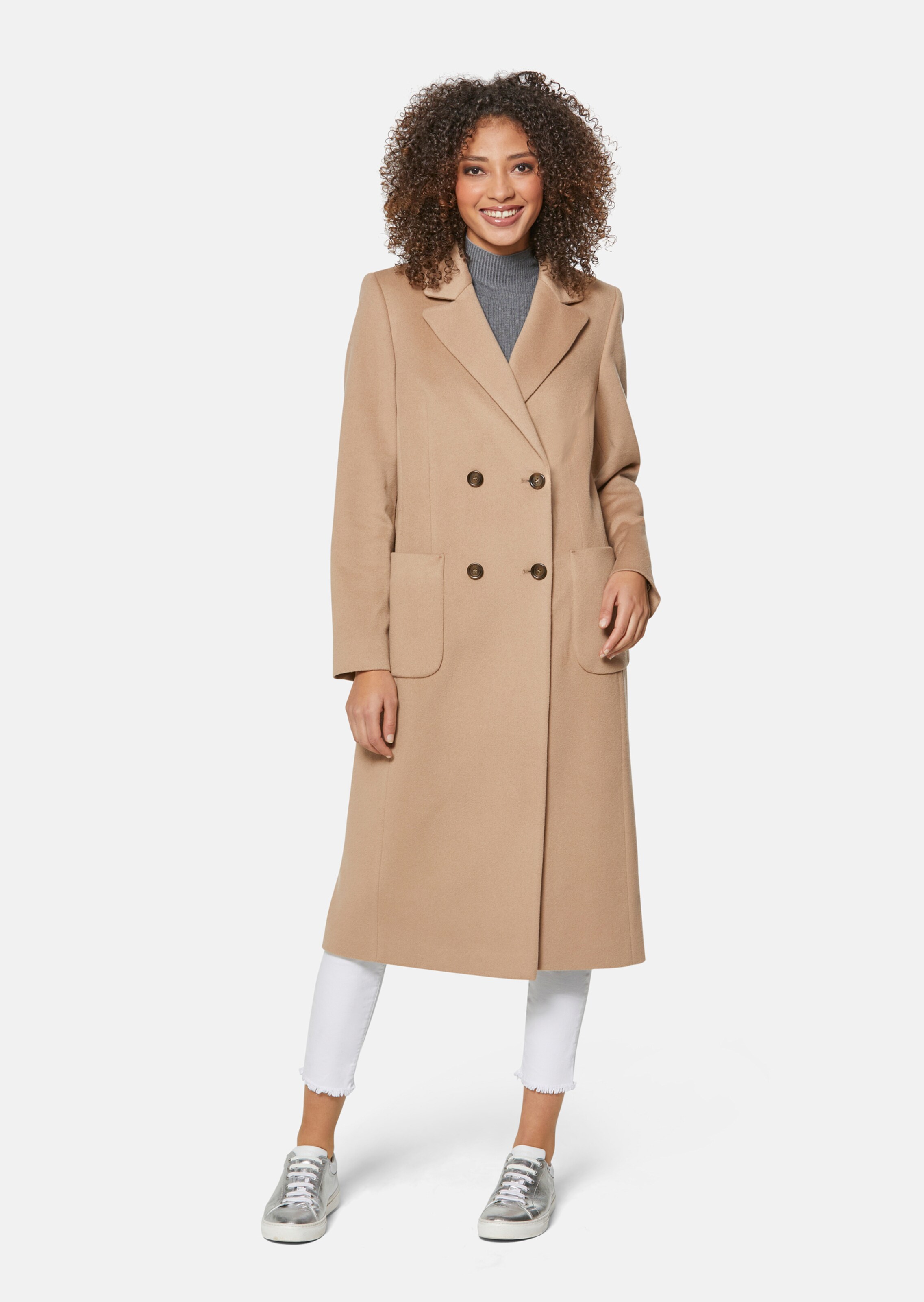 Double-breasted cashmere coat in caramel | MADELEINE Fashion
