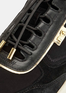 Trainers with a quick-lace fastening thumbnail 3