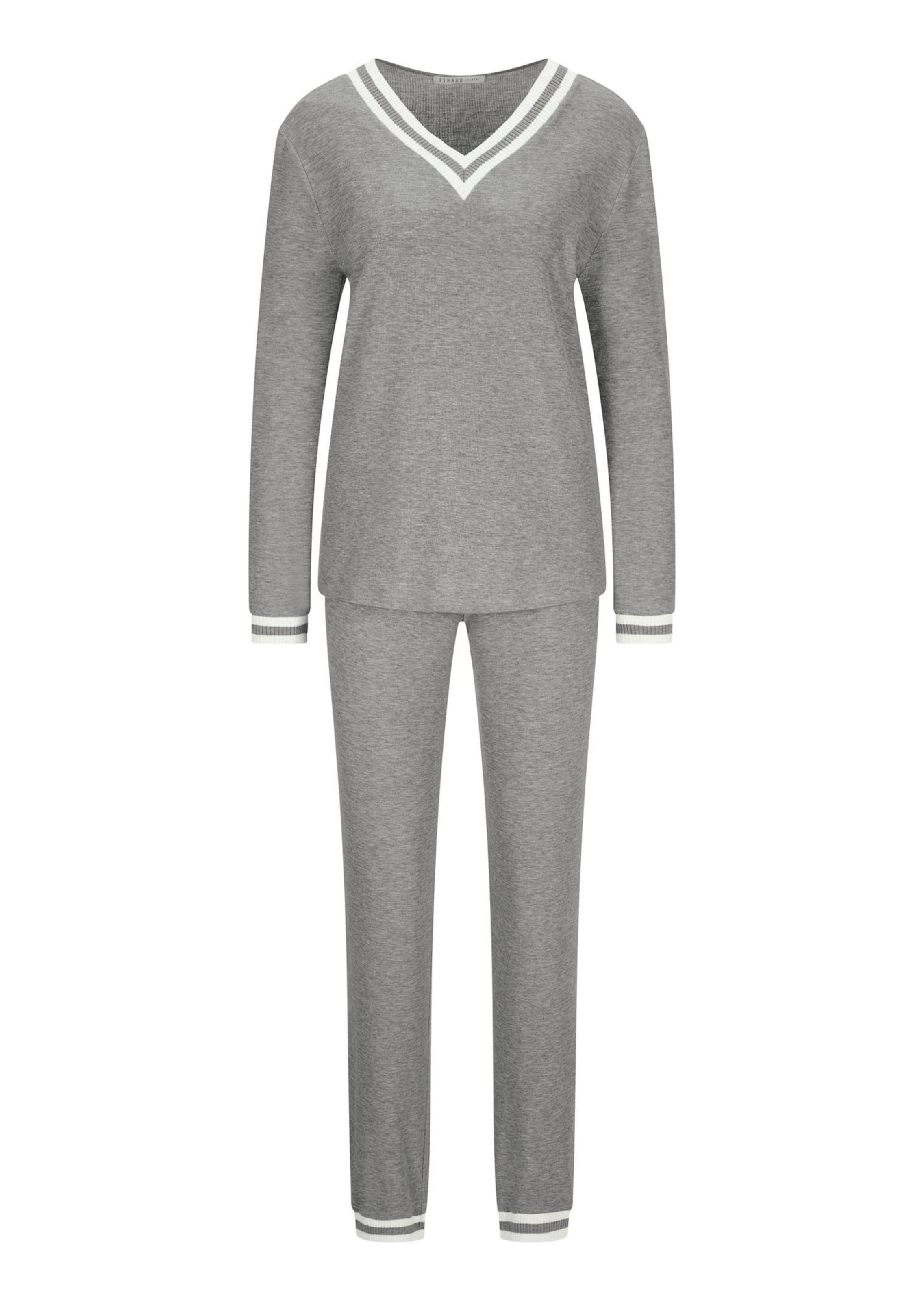 Pyjama mit großem V-Ausschnitt