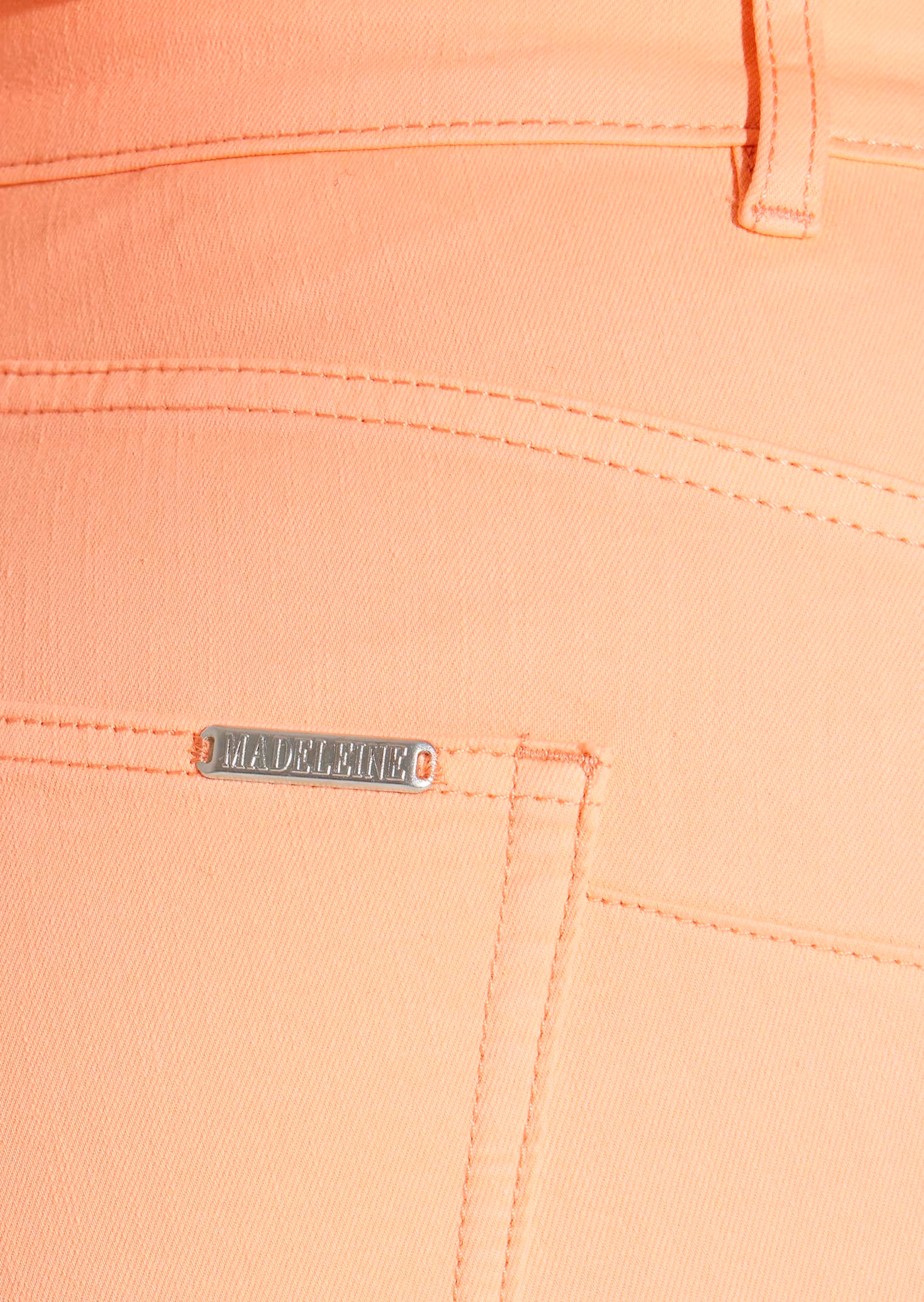 Jeans mit feinem Fransensaum thumbnail 6