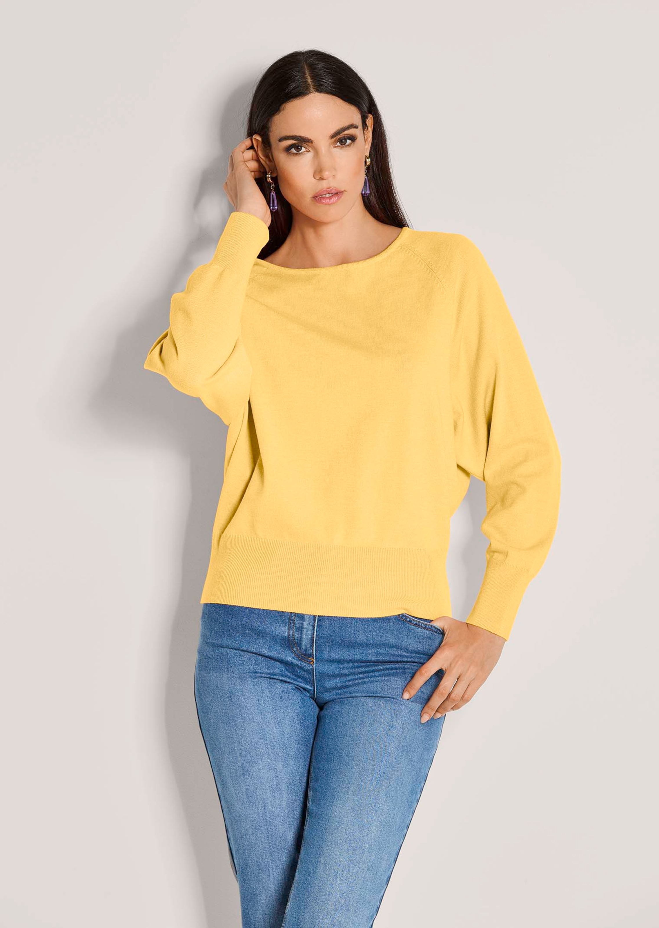 Boat neck jumper