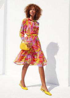 Robe thumbnail 1