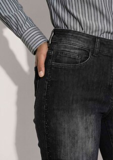 Slim-Jeans mit Strassdekoration thumbnail 6