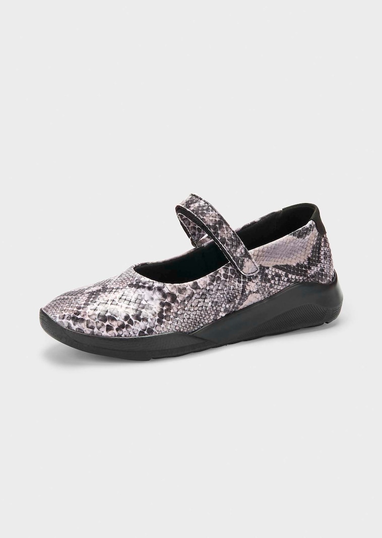 Ballerina's in animal-look