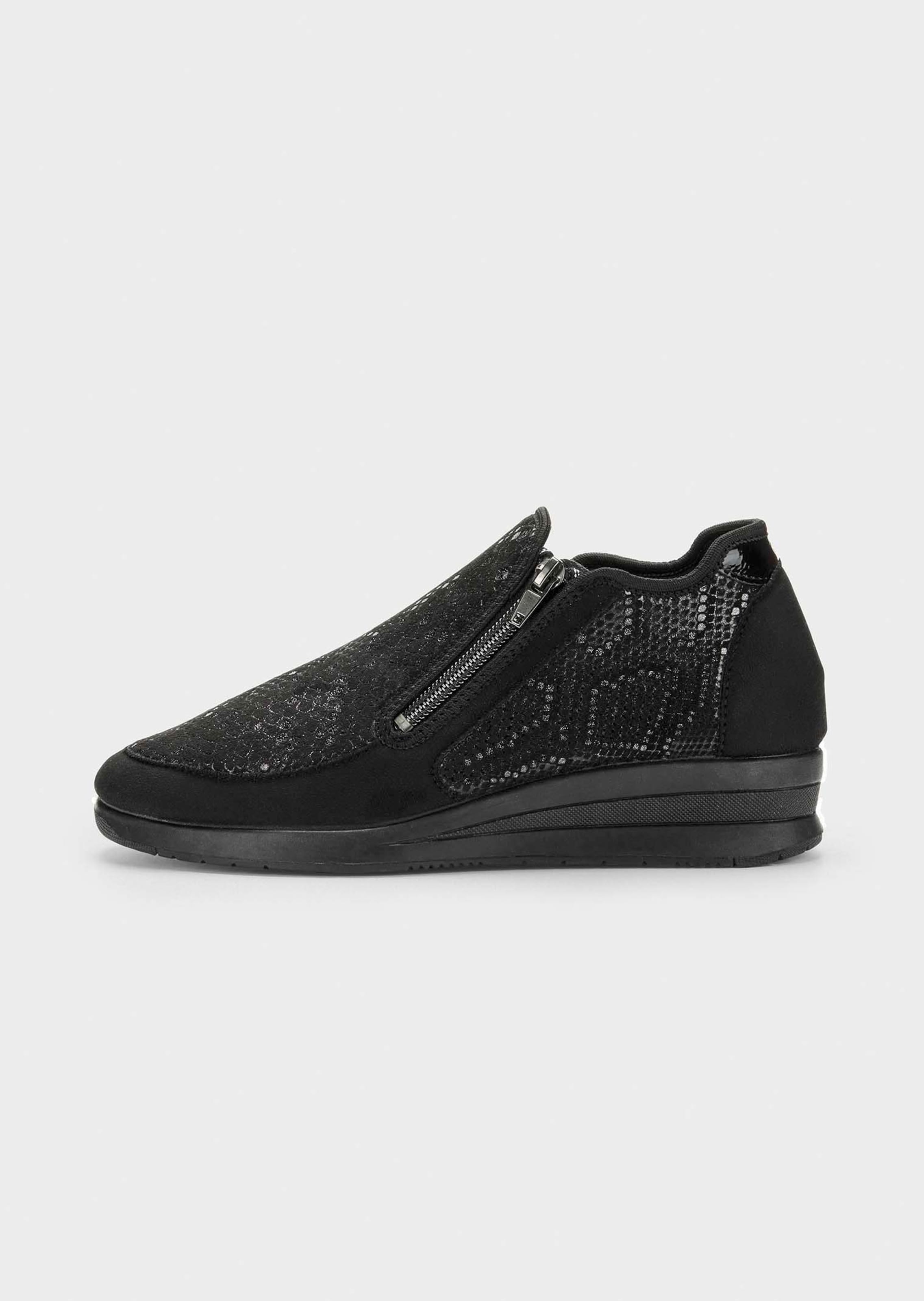 Komfortschuhe mit Reißverschluss im Reptilien-Look