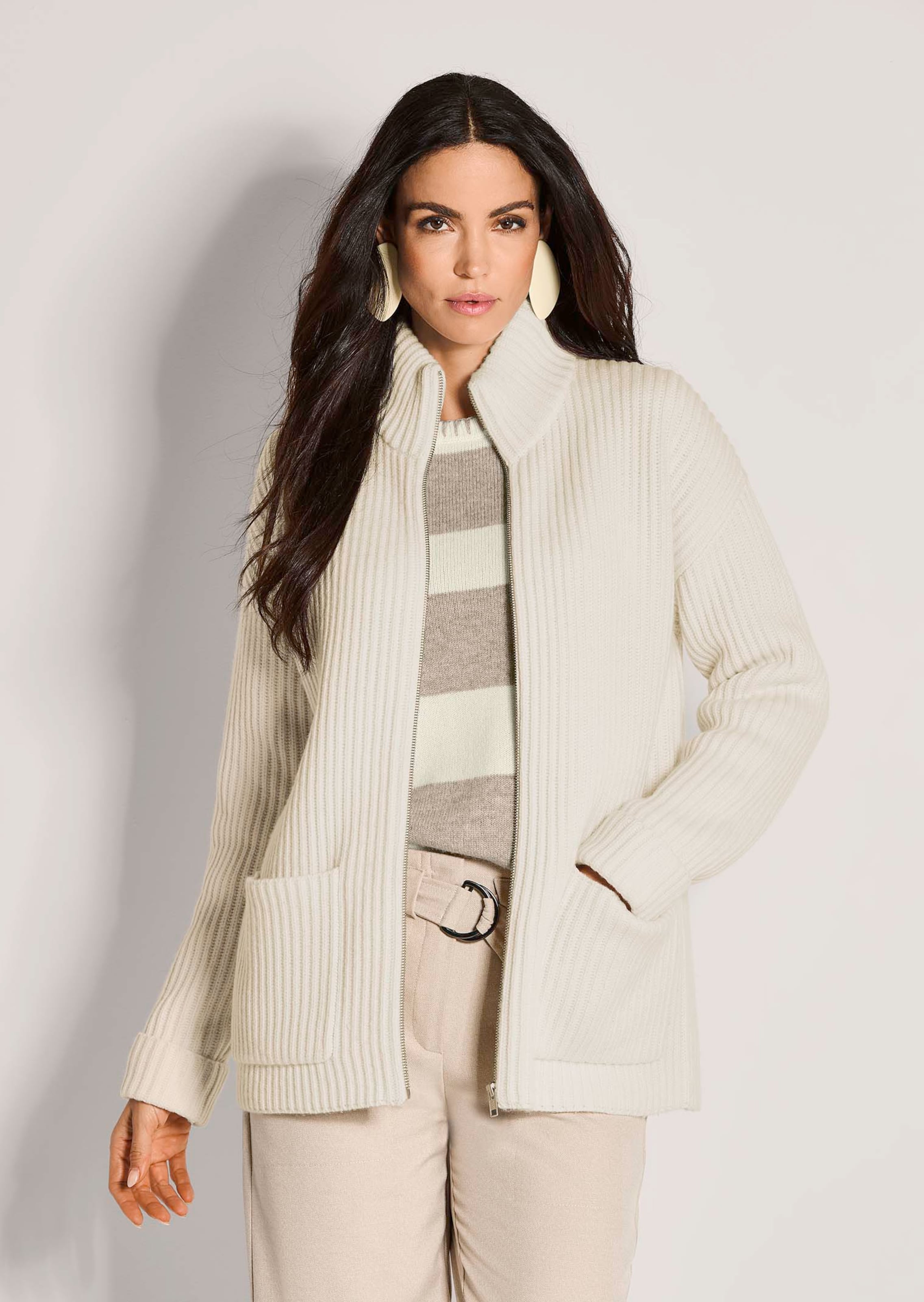 Grobstrickjacke mit Reißverschluss