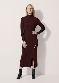 Figurbetontes Strickkleid mit Zierknöpfen und Schlitz thumbnail 3