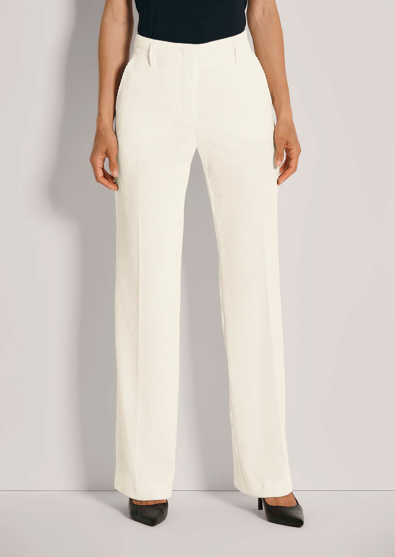 Pantalon à jambes larges en velours côtelé