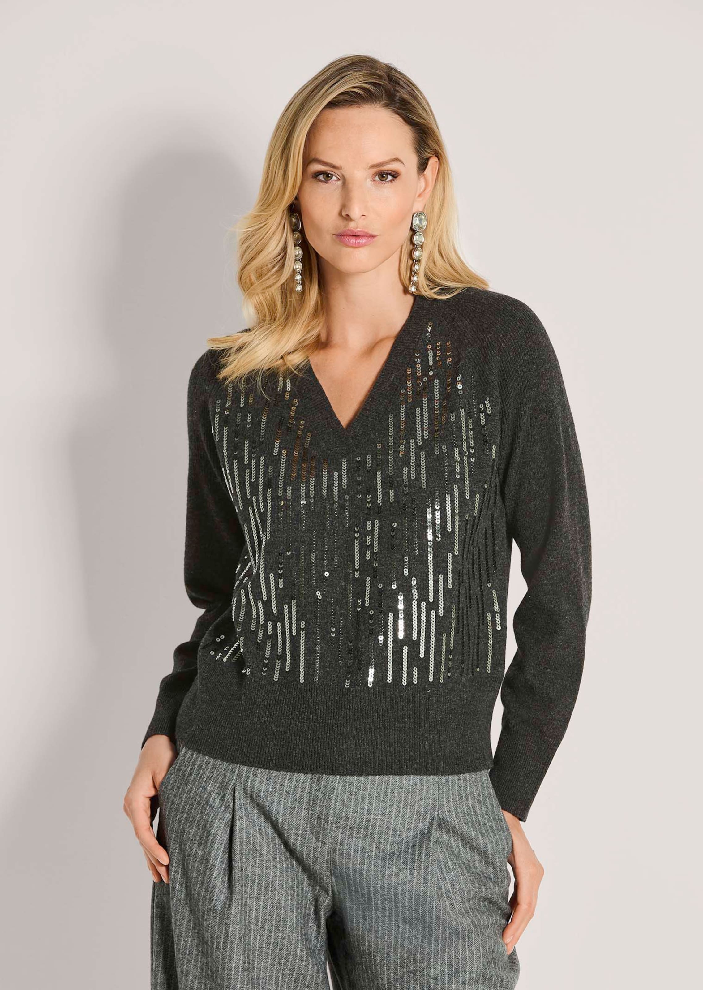 New wool jumper