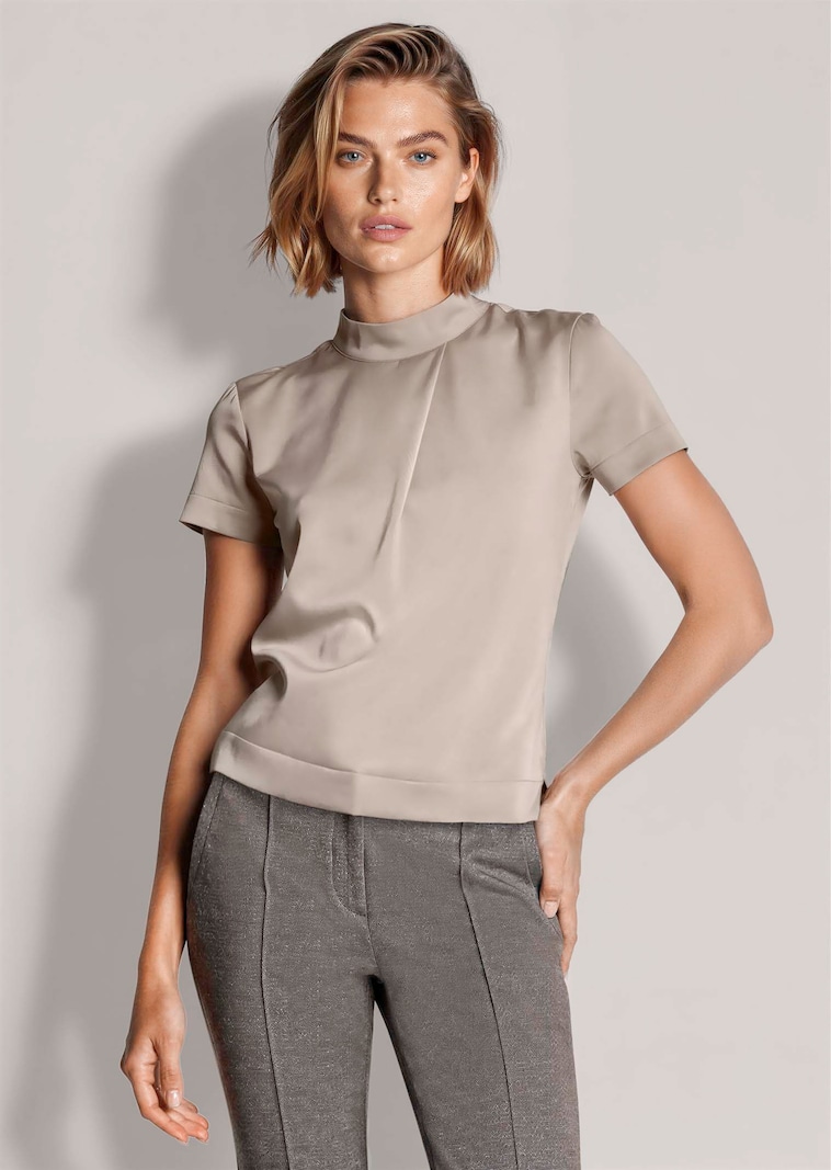Satinbluse mit Stehkragen