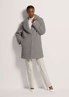 Faux fur coat thumbnail 3