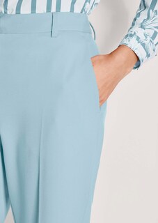 Élégant bermuda en jersey stretch thumbnail 6