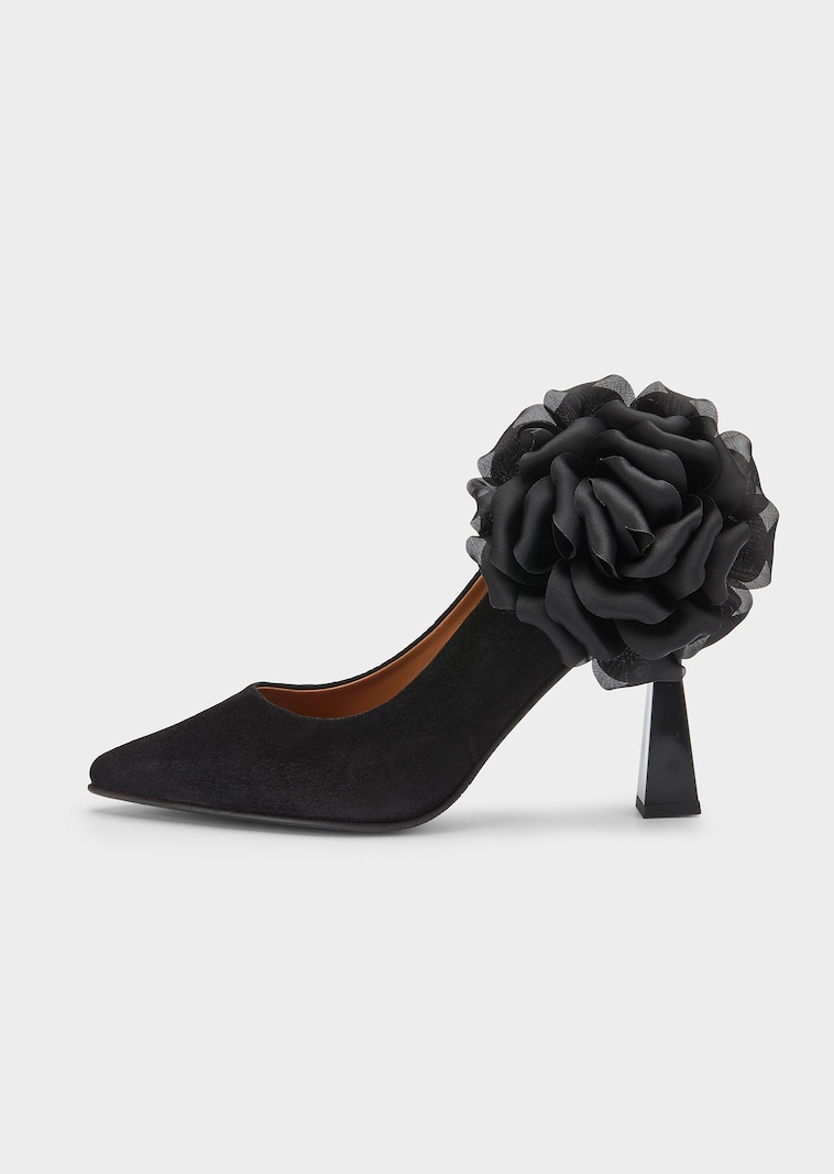 Pumps