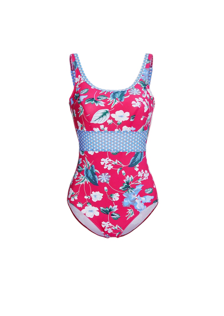 Maillot de bain généreusement décolleté