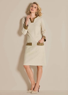 Robe thumbnail 1