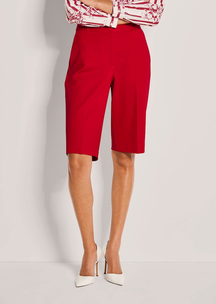 Elegante Jersey-Bermuda mit Stretch