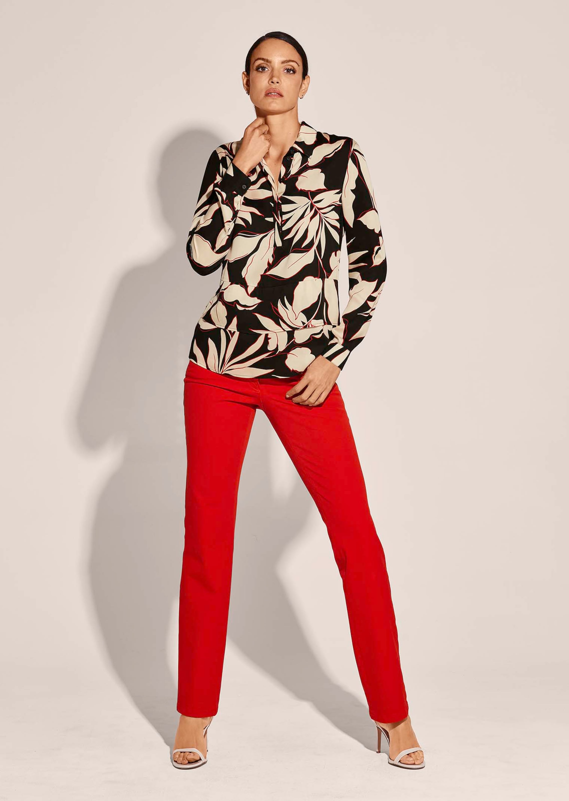 Bluse aus zarter Viskose mit Blütenprint