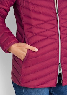 Daunenjacke mit femininer Steppung thumbnail 5