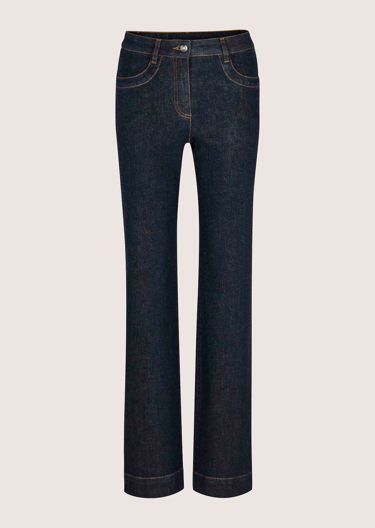 Wide-leg jeans with a dark wash