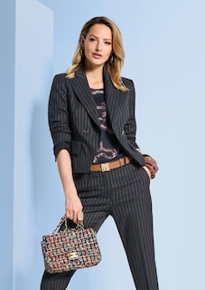 Blazer à rayures en modèle raccourci thumbnail 1