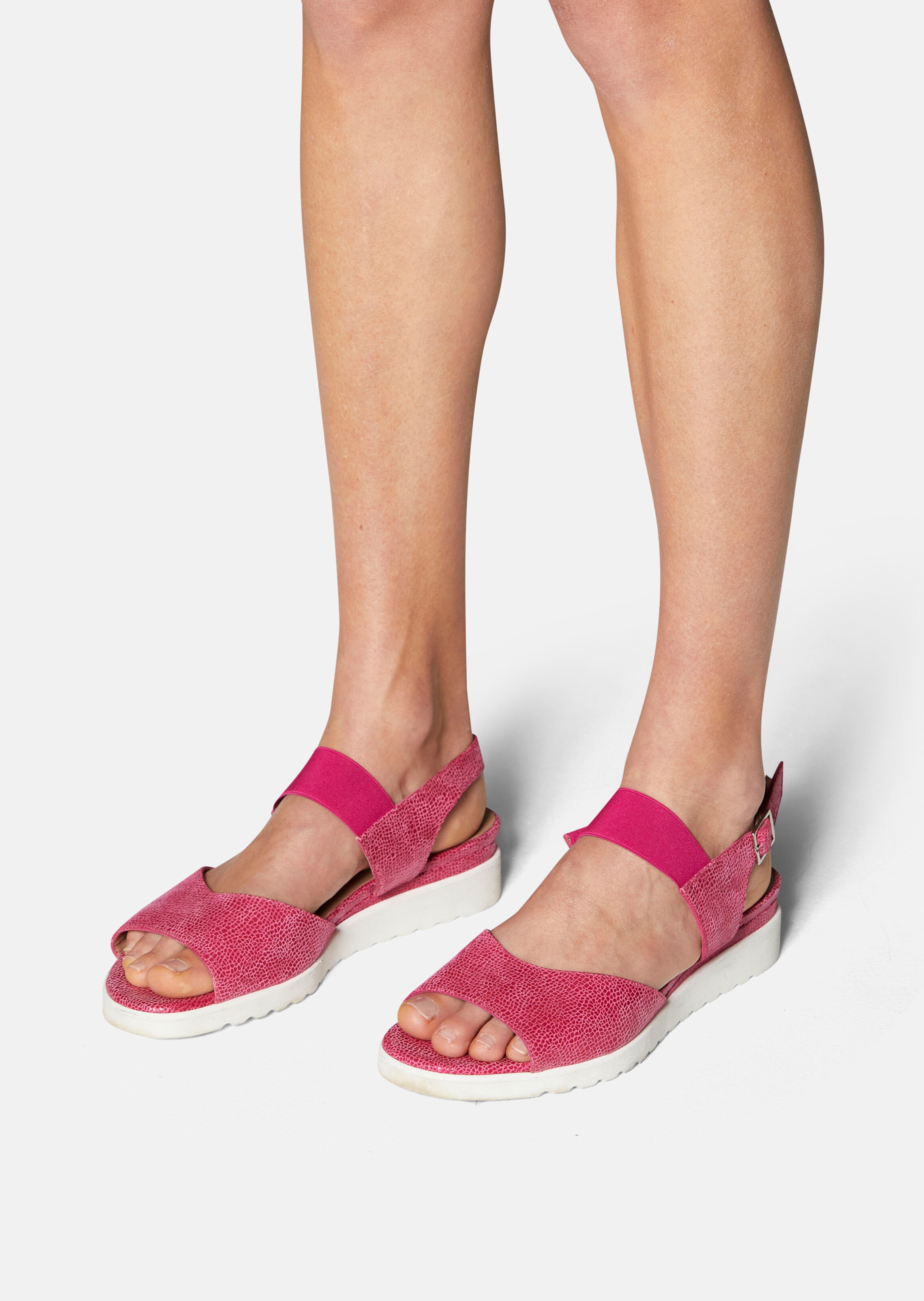 Flache Sandalette mit Fersenriemchen