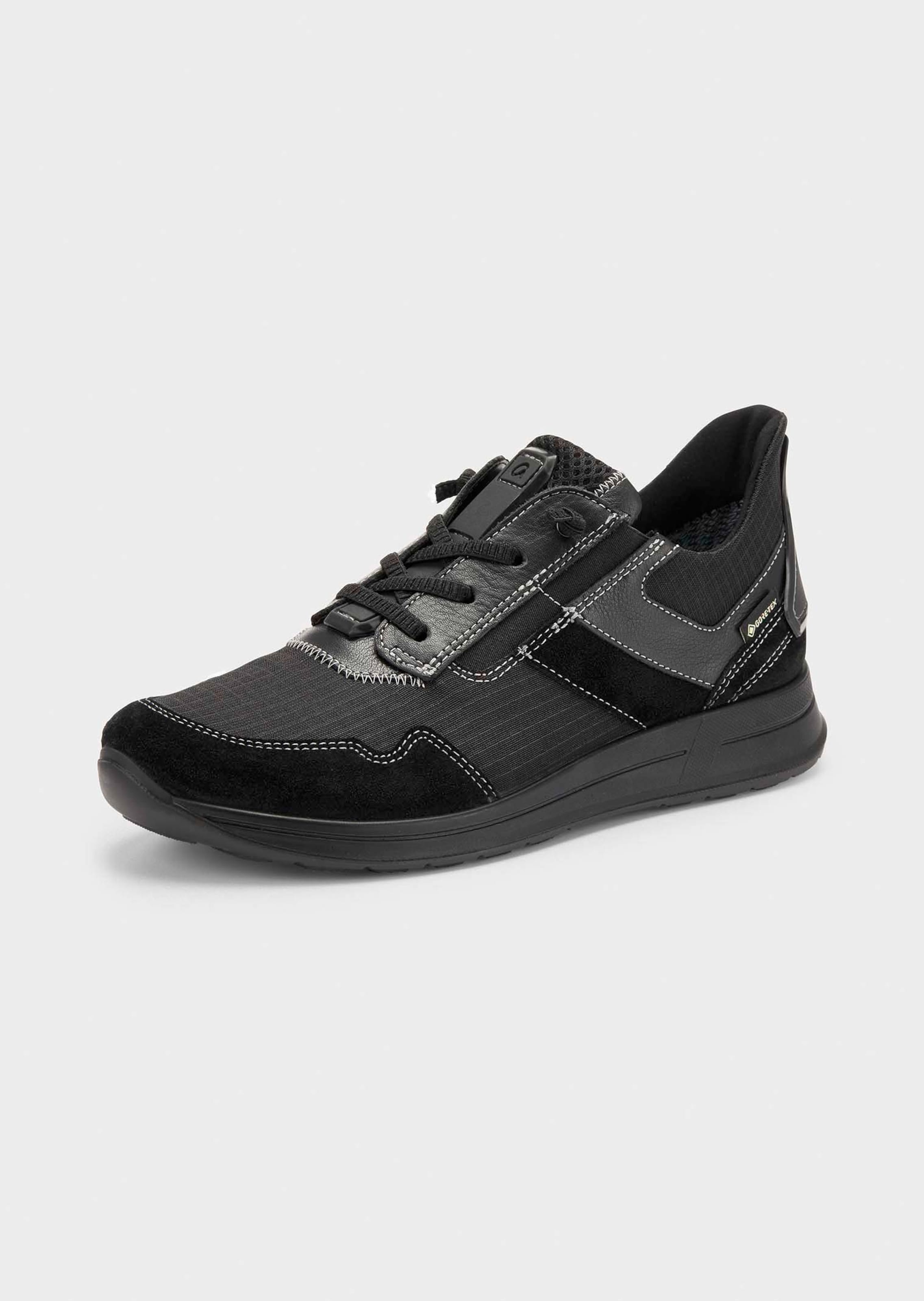 Sneaker mit GORE-TEX®-Ausstattung