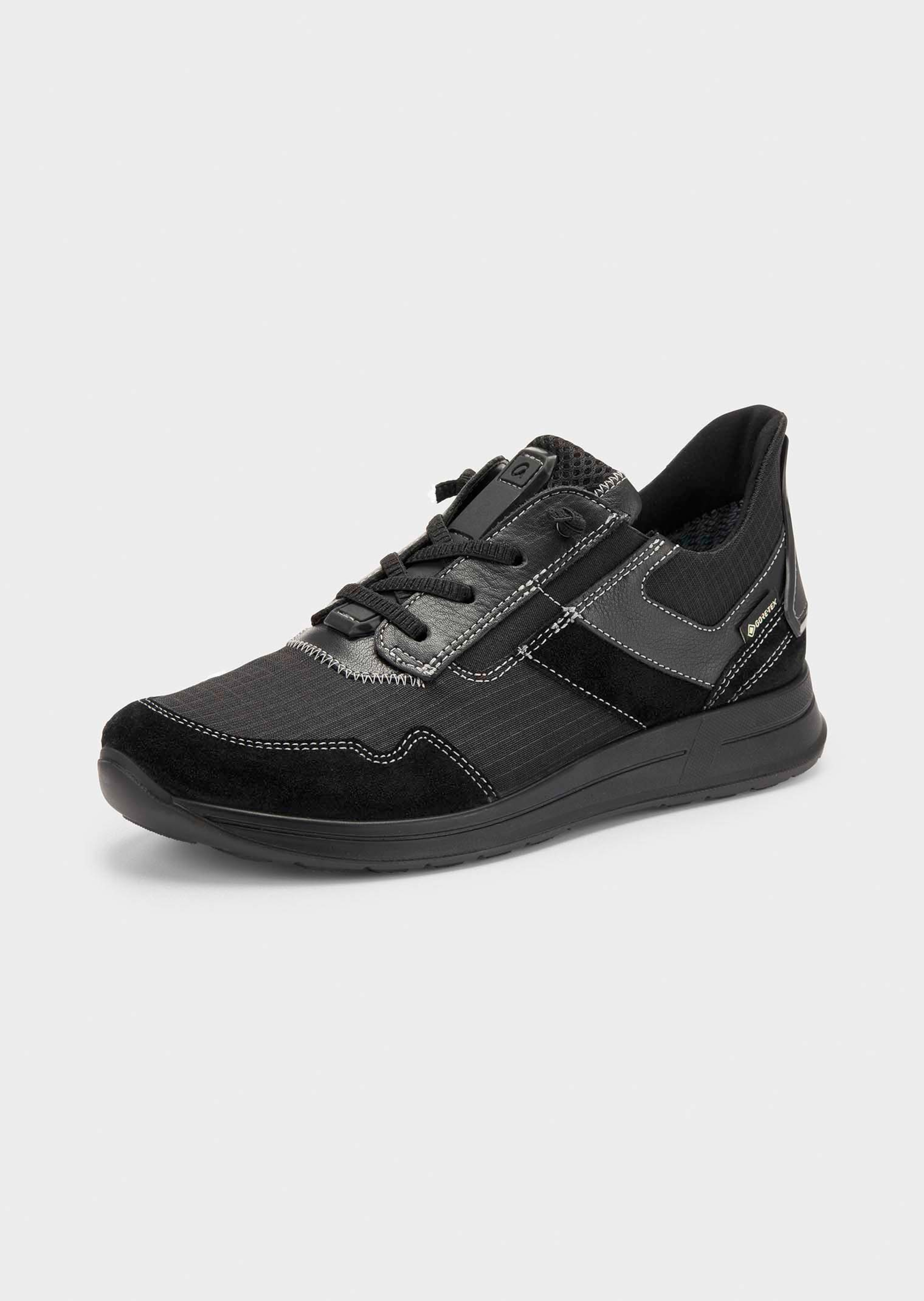 Sneaker mit GORE-TEX®-Ausstattung